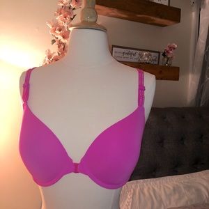Victoria’s Secret Strappy Back Memory Foam Bra